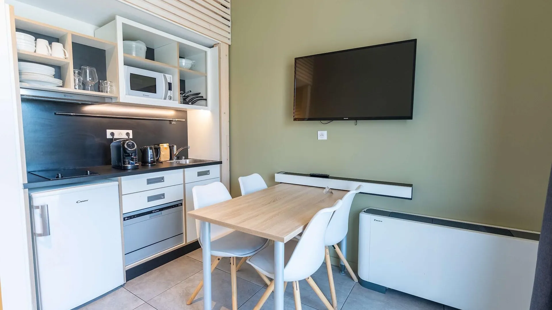 Kyriad Residence Cabries - Plan De Campagne