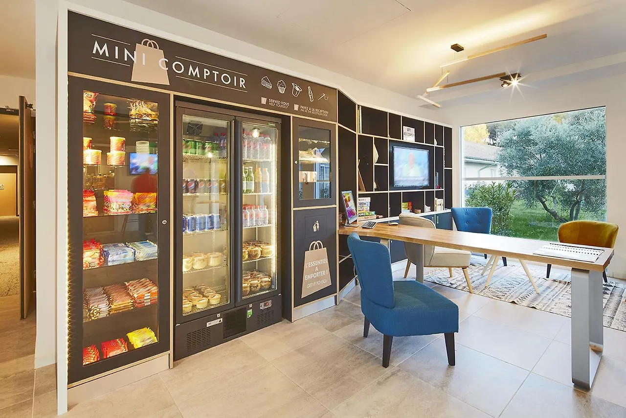 Kyriad Residence Cabries - Plan De Campagne