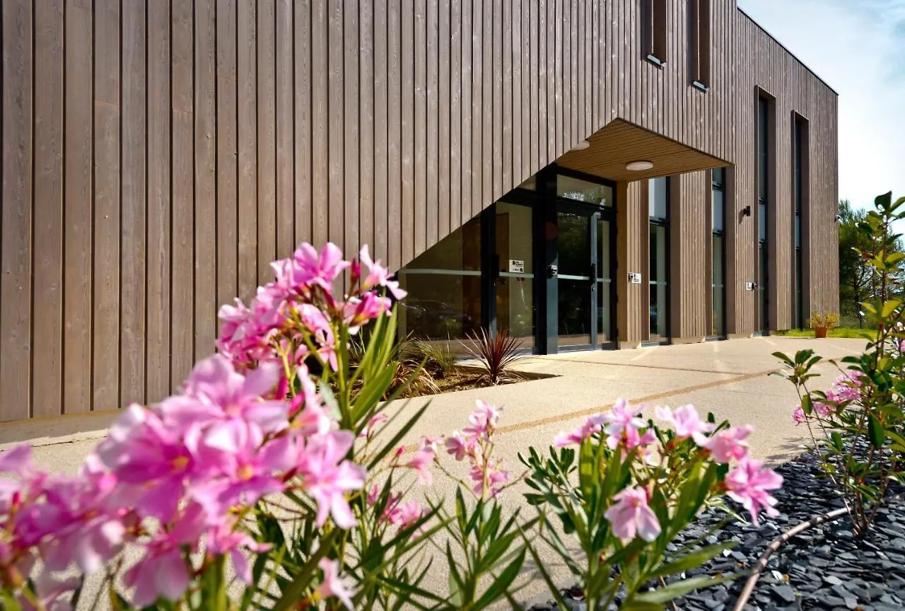 Kyriad Residence Cabries - Plan De Campagne Aparthotel