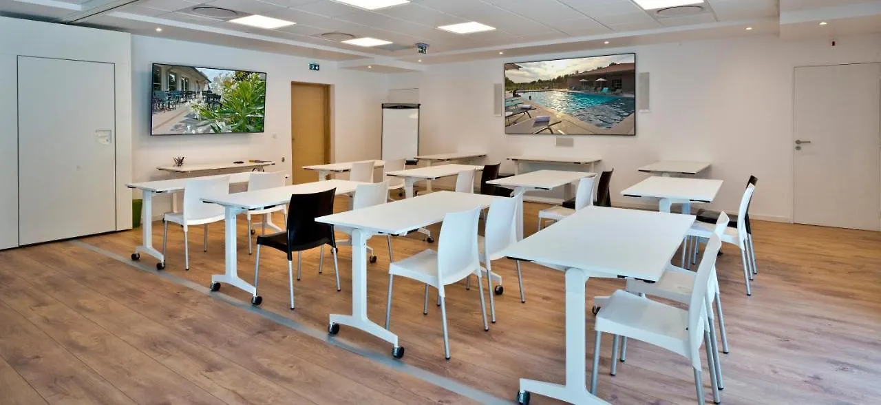 Kyriad Residence Cabries - Plan De Campagne 3*,  Frankreich