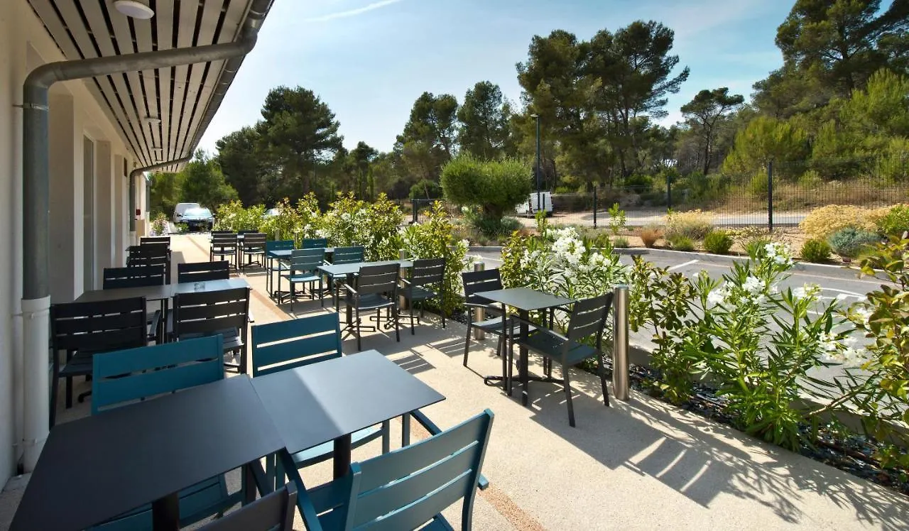 Kyriad Residence Cabries - Plan De Campagne